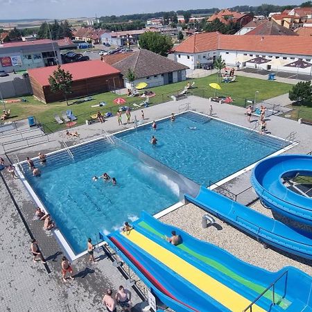 Appartamento Apartmán Viktorie Mikulov Esterno foto